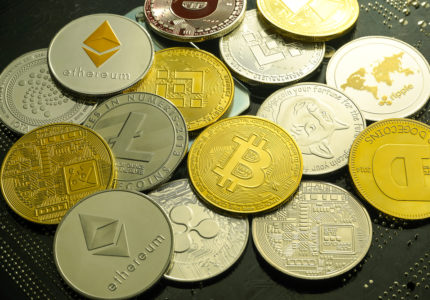 Stack,Of,Cryptocurrencies,,Golden,Coins,With,Bitcoin,Symbol,On,A
